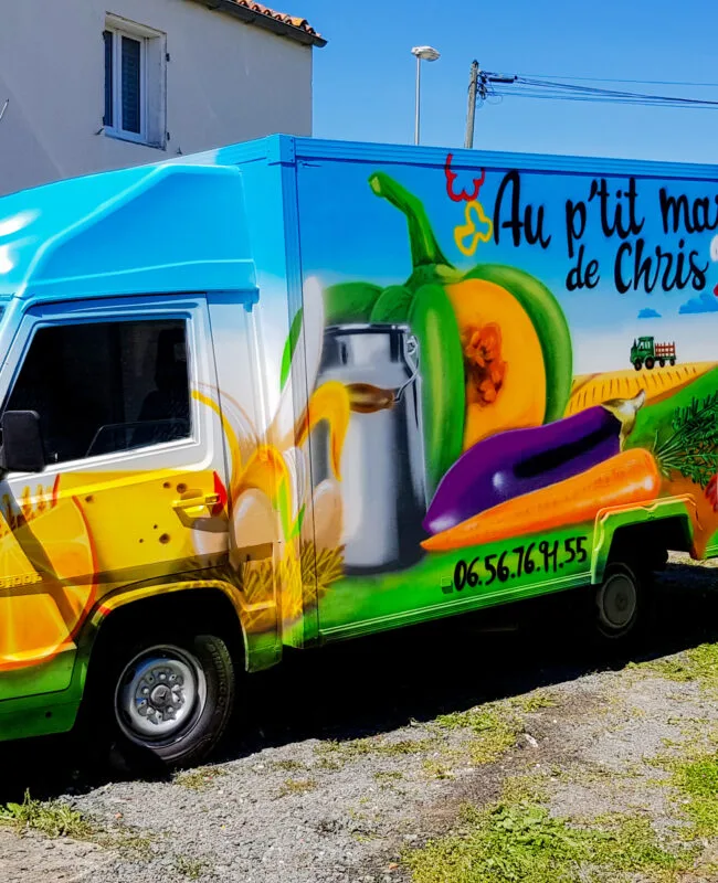 graffiti foodtruck sur les marché en Vendée