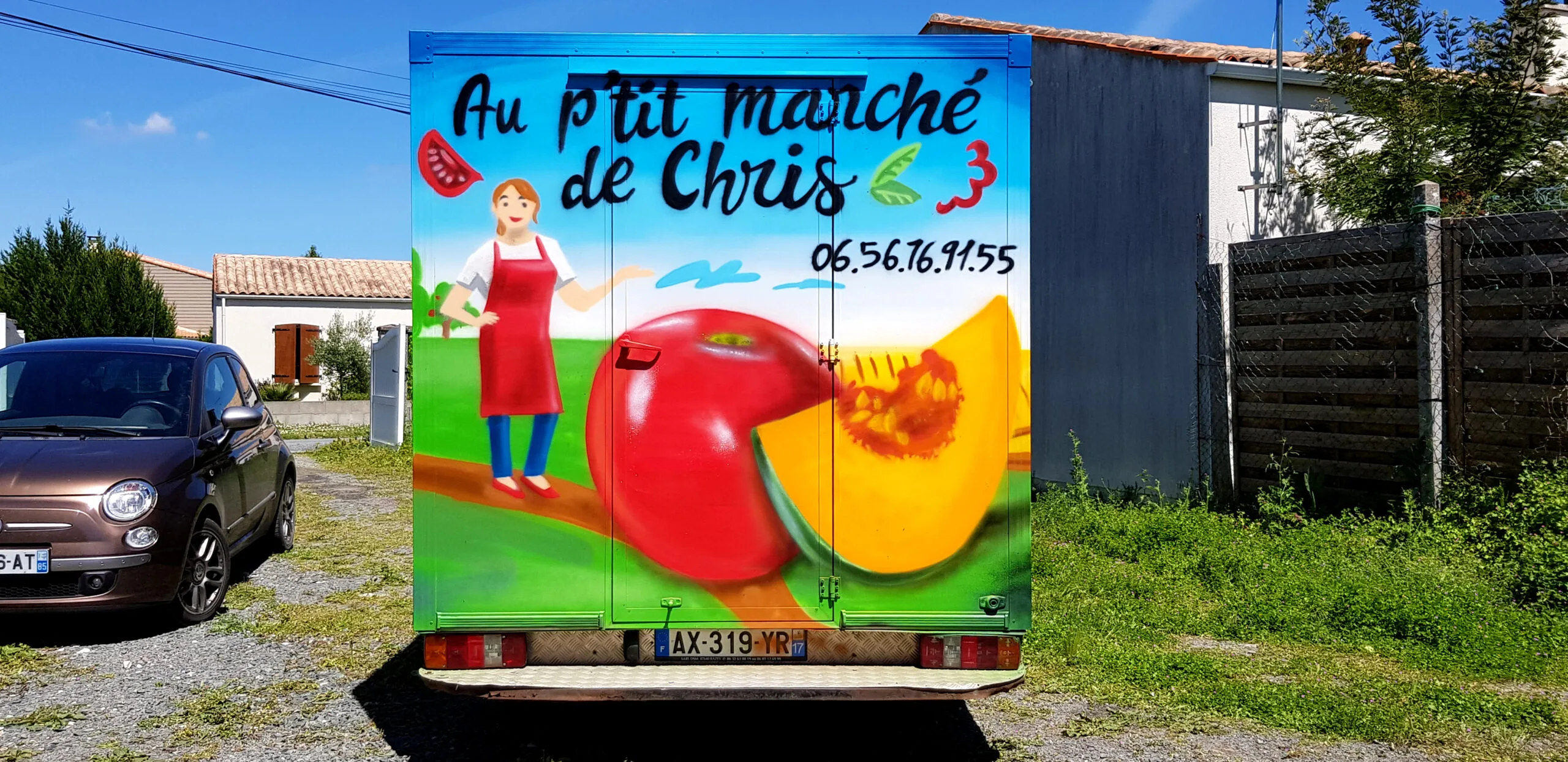 Décoration graffiti food truck marché street art camion publicitaire