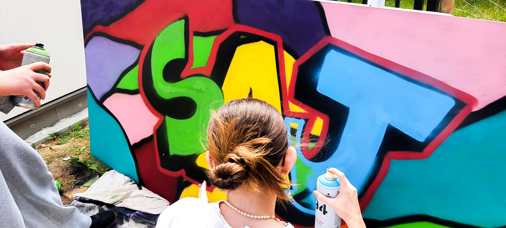 Atelier graff : street-art enseigne et space-painting au SAJ de Fontenay le comte